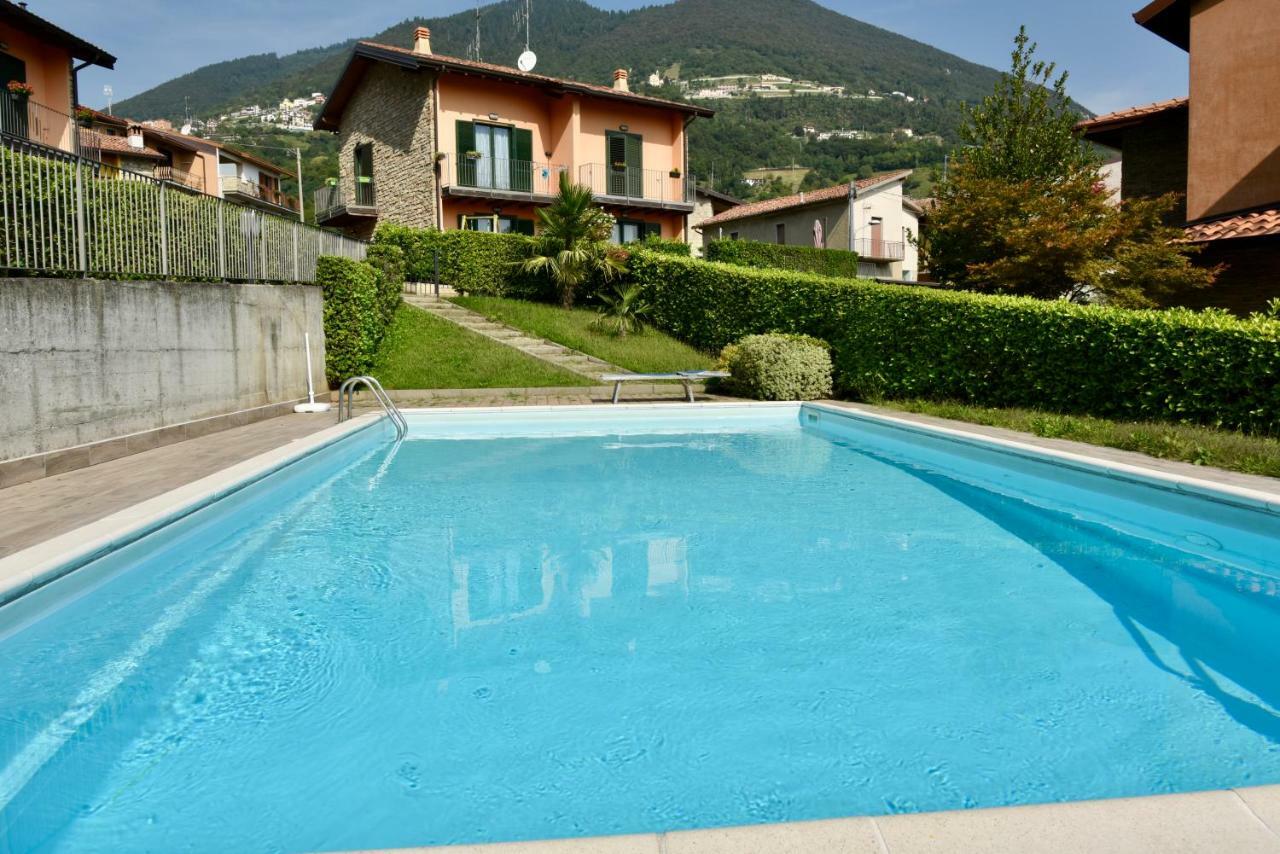 Holiday Apartment Albachiara Tavernola Bergamasca Exterior photo