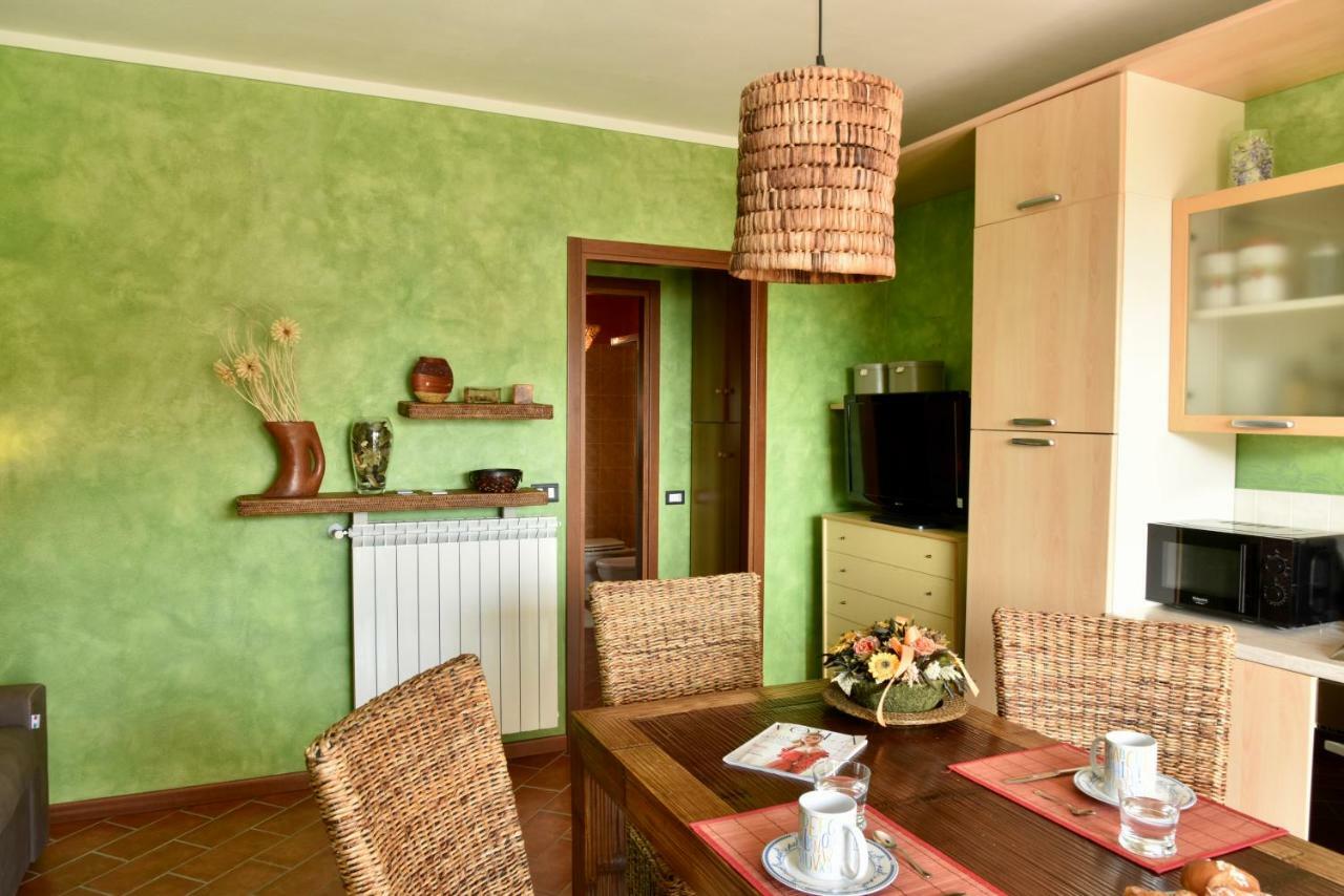 Holiday Apartment Albachiara Tavernola Bergamasca Exterior photo