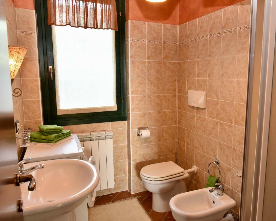Holiday Apartment Albachiara Tavernola Bergamasca Exterior photo